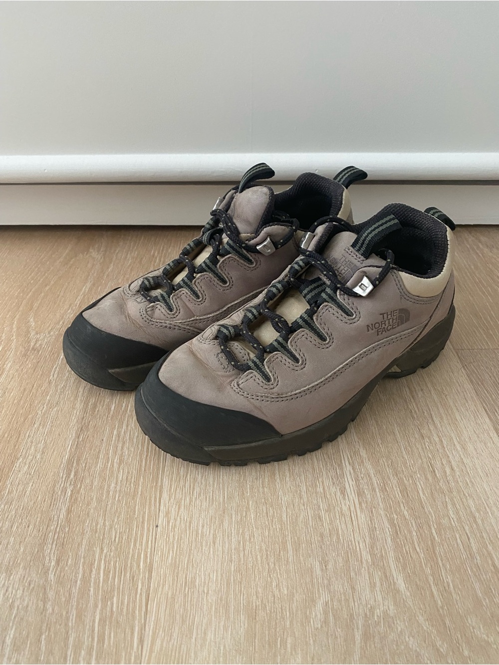 The North Face Women’s X2 Hiking Shoes - Taupe/Black